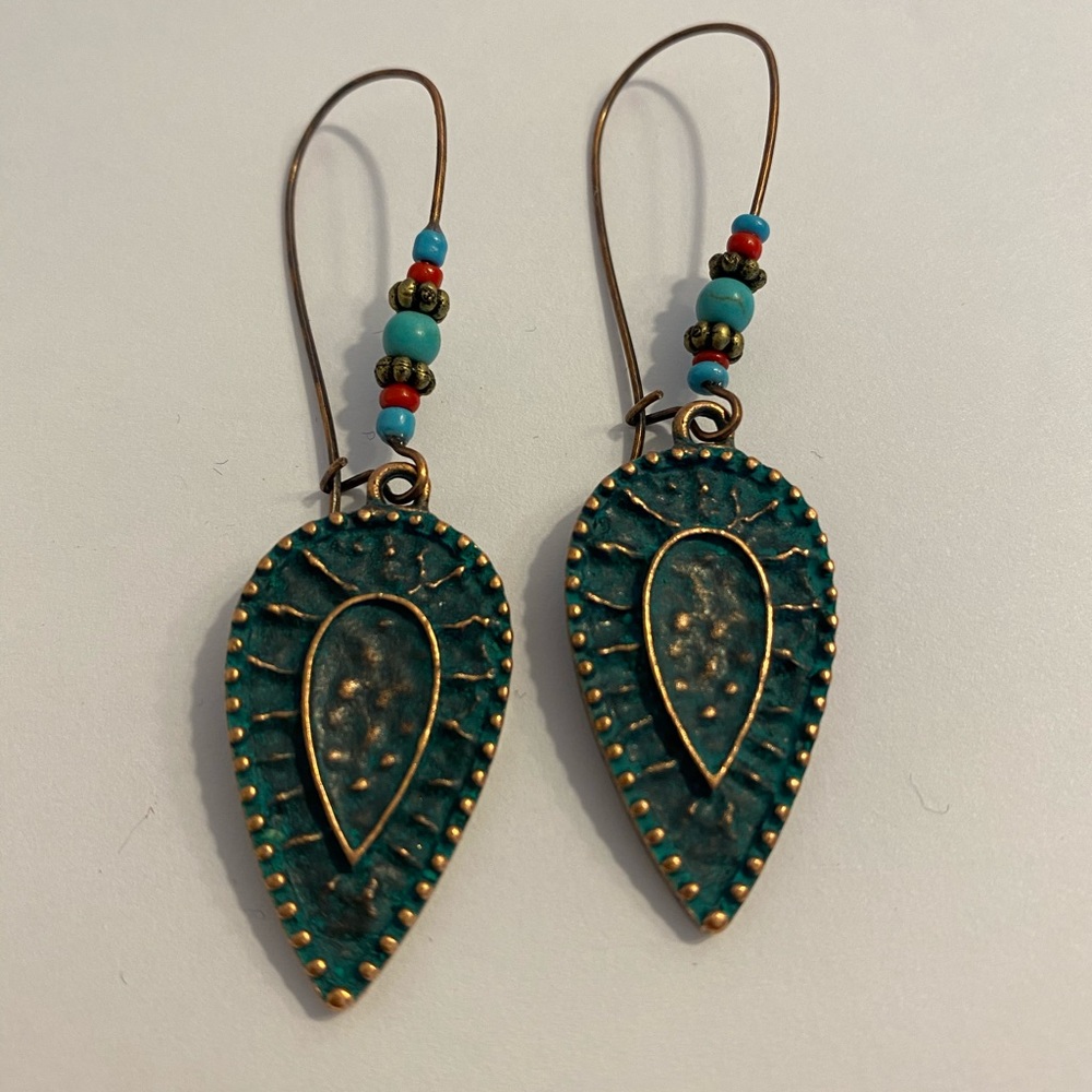 Earring retro leaf - Picture 5 of 5